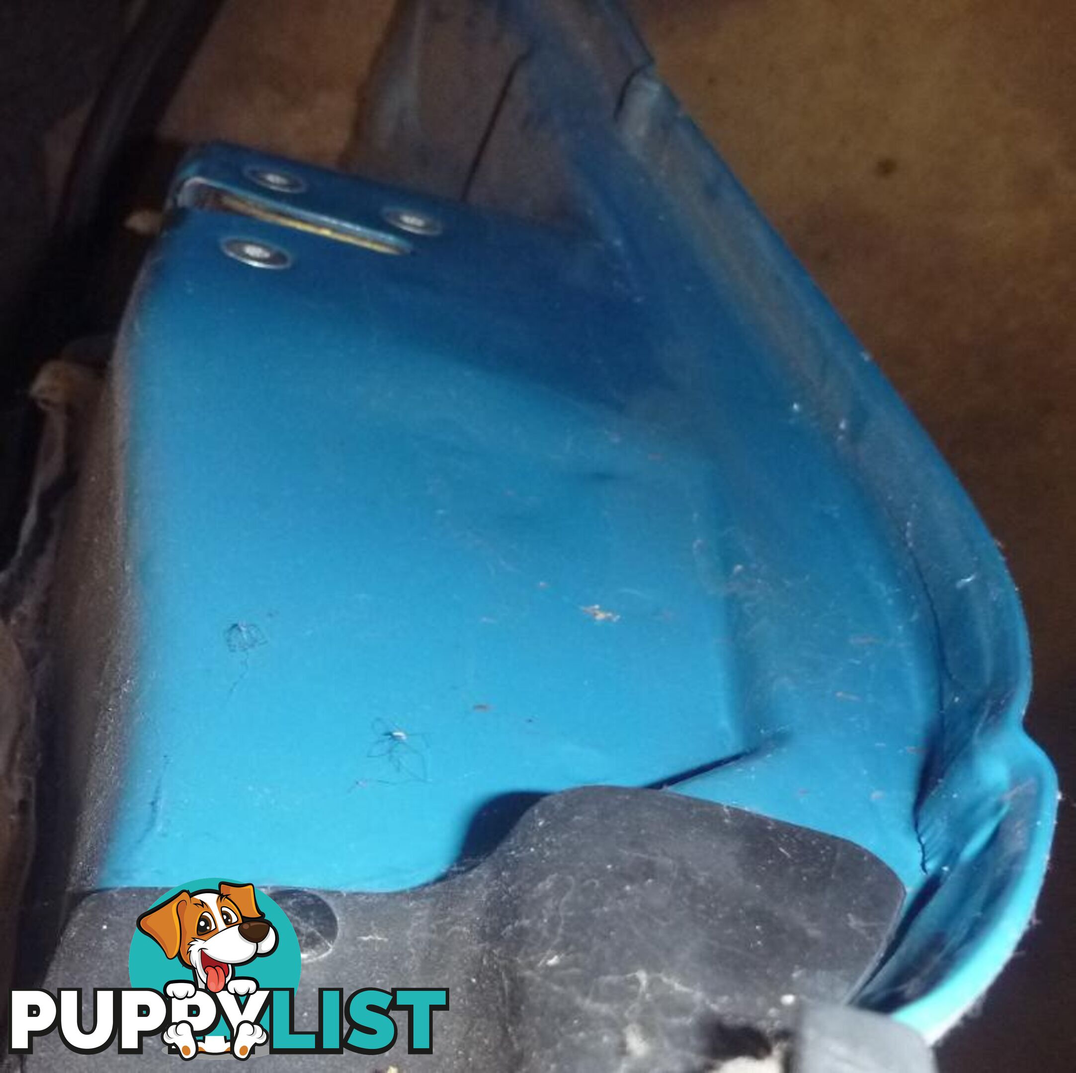 2005 Holden Monara  door LH. Good condition, no rust. See pics.