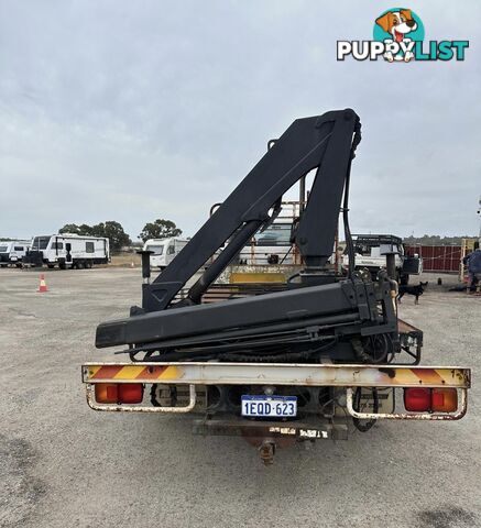 2007 Nissan UDFlat Deck Truck with Crane