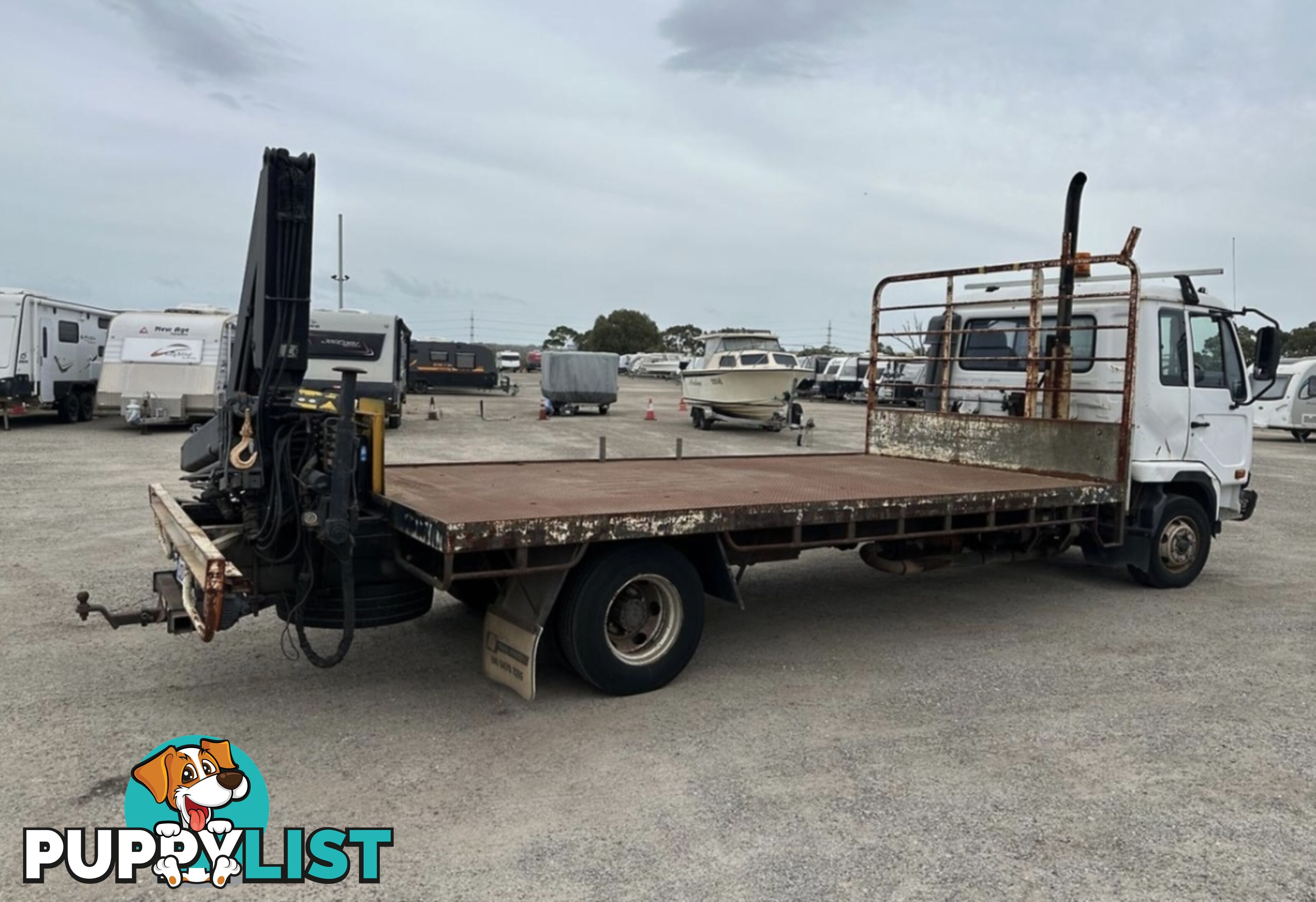 2007 Nissan UDFlat Deck Truck with Crane