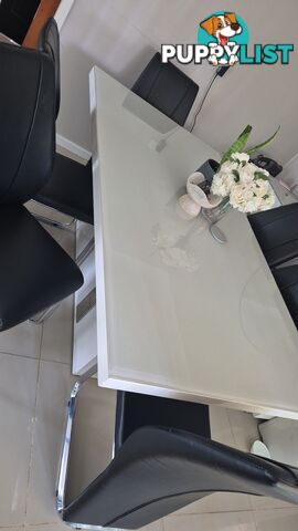 6 seater glass top dining table