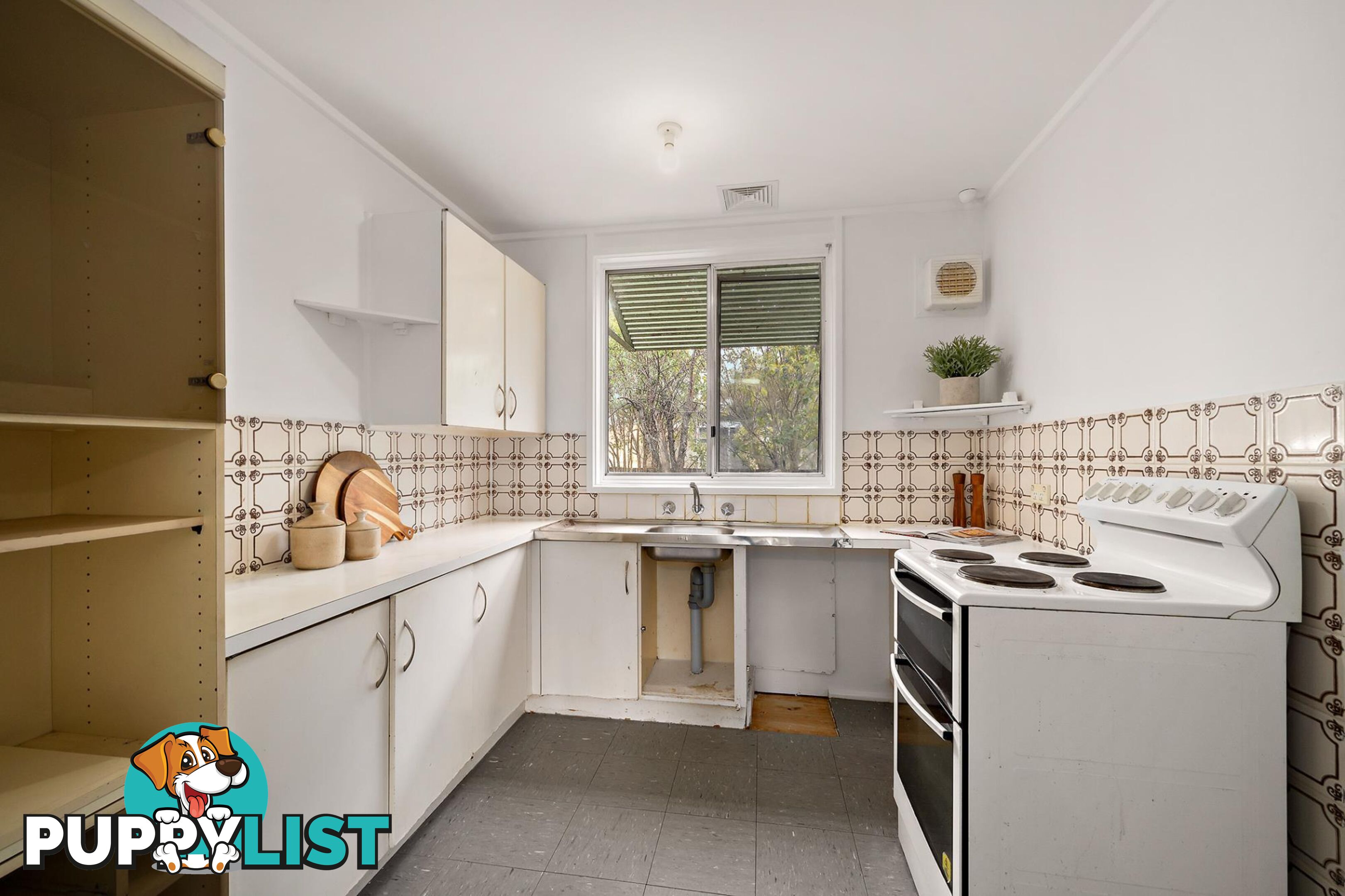 19 Langdon Avenue WANNIASSA ACT 2903