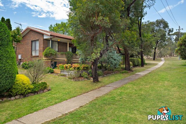 76 Jackie Howe Crescent MACARTHUR ACT 2904