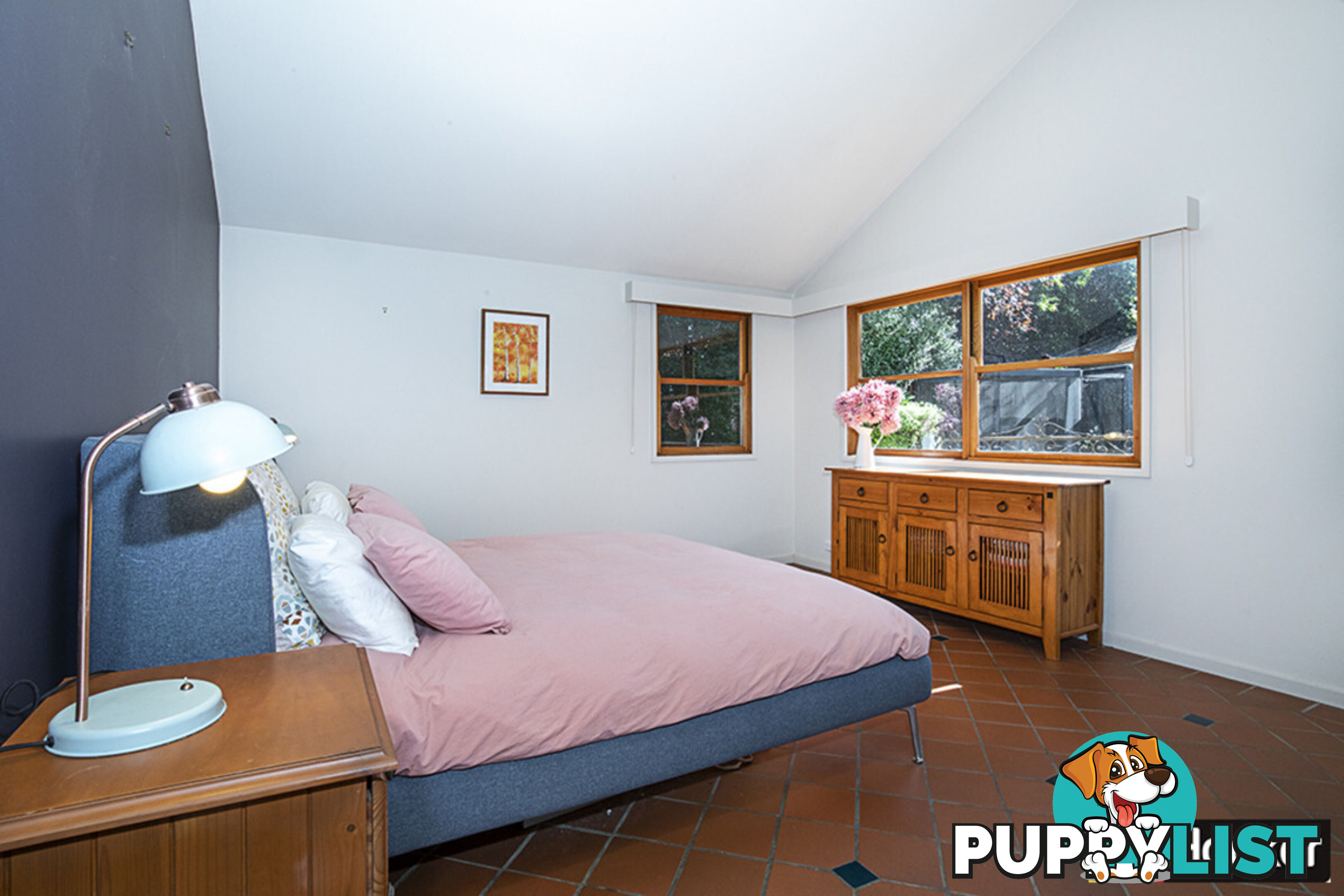 4 Schomburgk Street YARRALUMLA ACT 2600