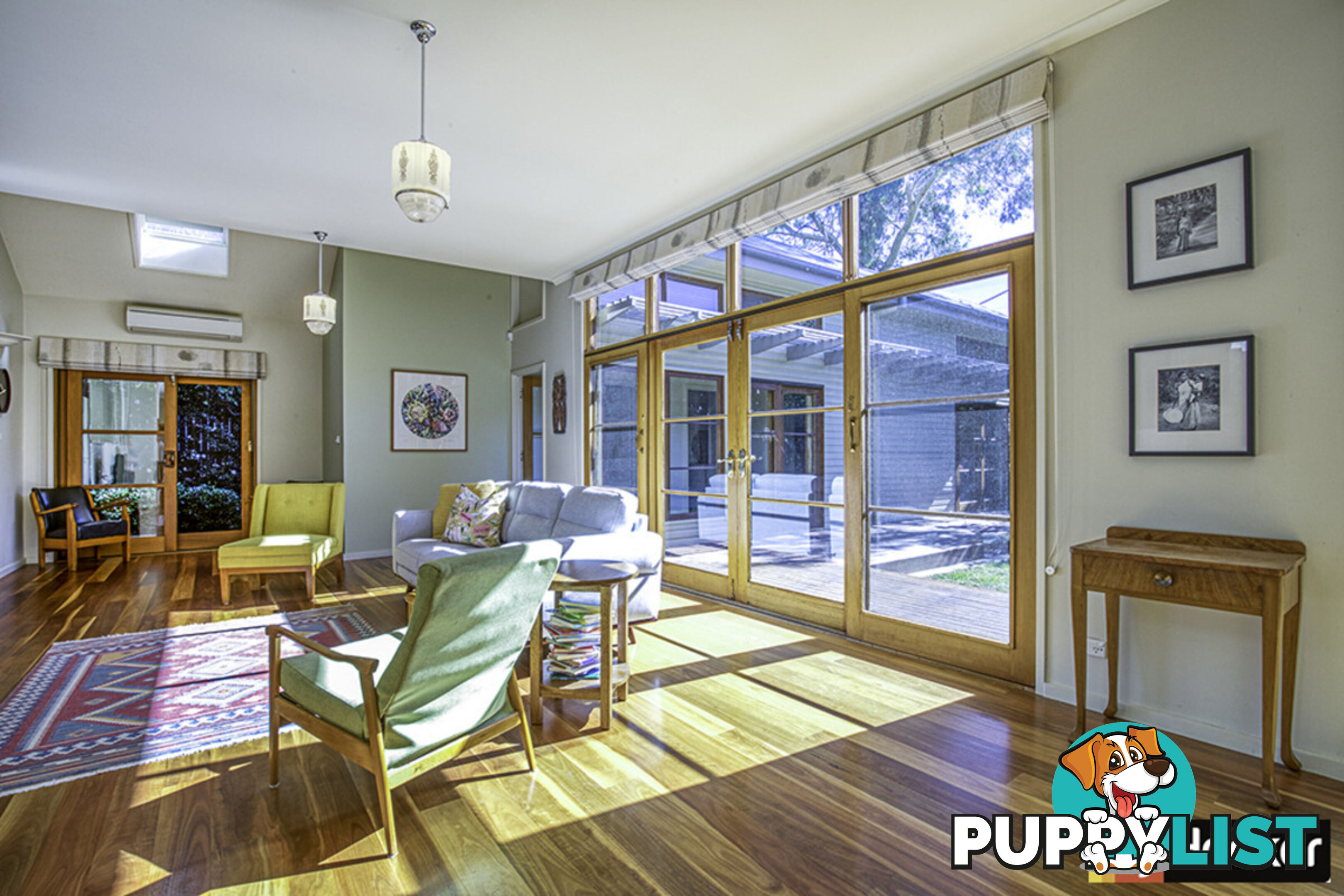 4 Schomburgk Street YARRALUMLA ACT 2600