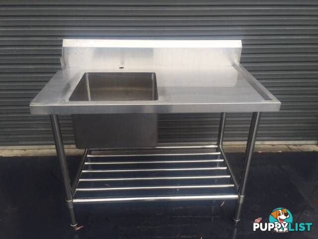 DIshwasher Bench RH Feed 1200 W x 700mm D x 900mm H