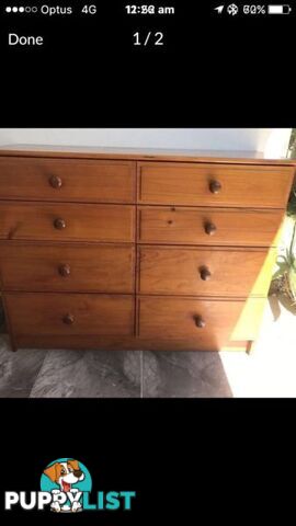 Chest of drawers