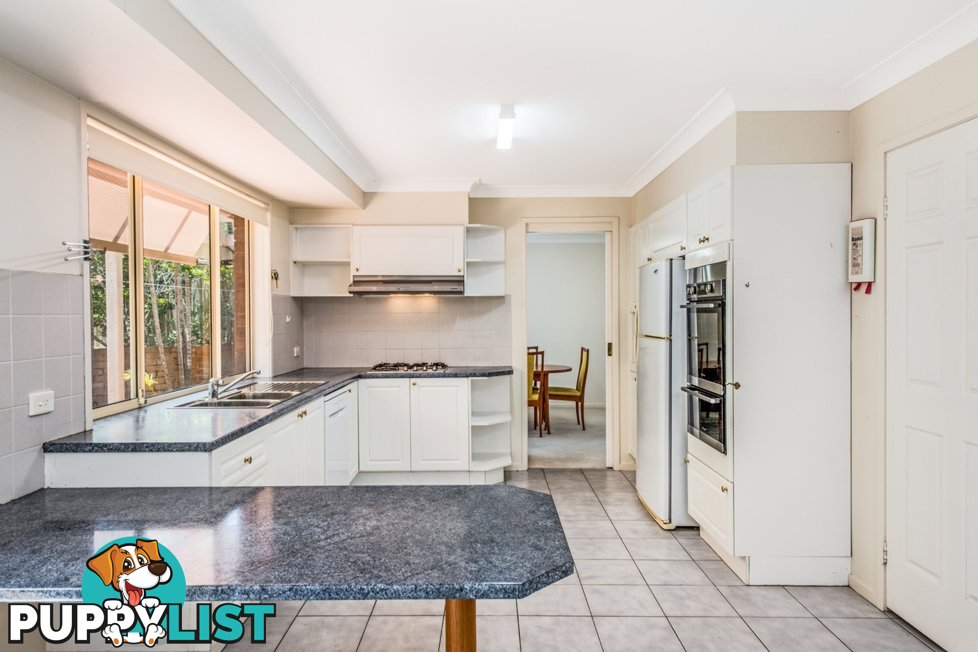 10 Epsom Place BATEAU BAY NSW 2261