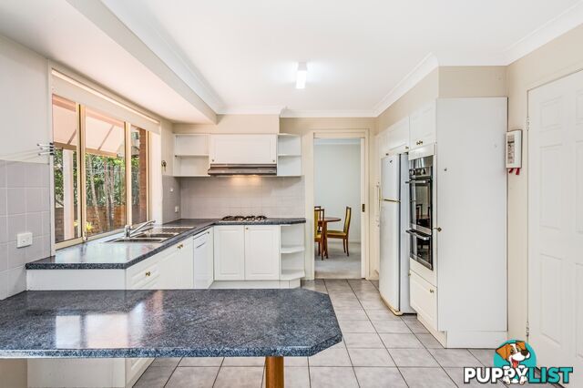 10 Epsom Place BATEAU BAY NSW 2261