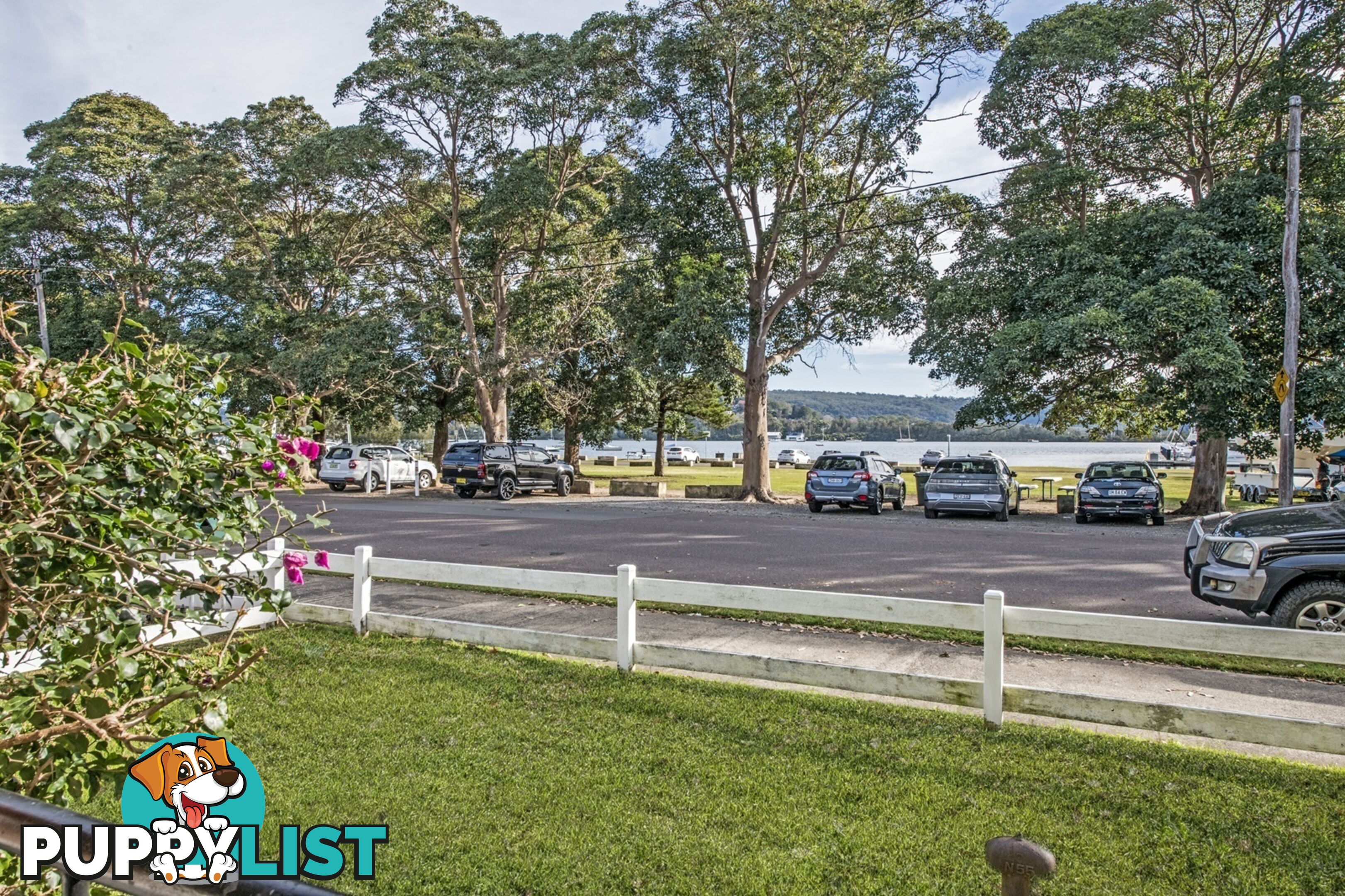 2/23 Masons Parade POINT FREDERICK NSW 2250
