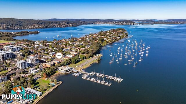 2/23 Masons Parade POINT FREDERICK NSW 2250