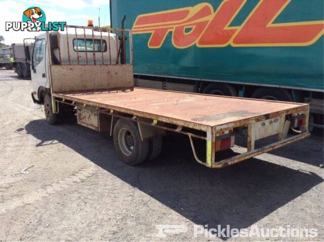 01/03, Hino, Dutro U414, 4 x 2, Table Top