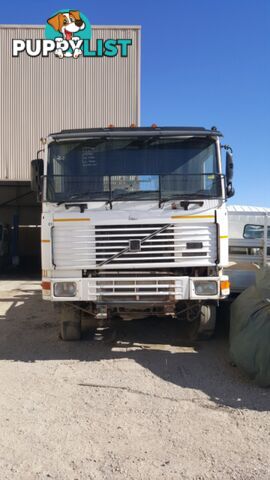 1992 Volvo F12 Wrecking Now