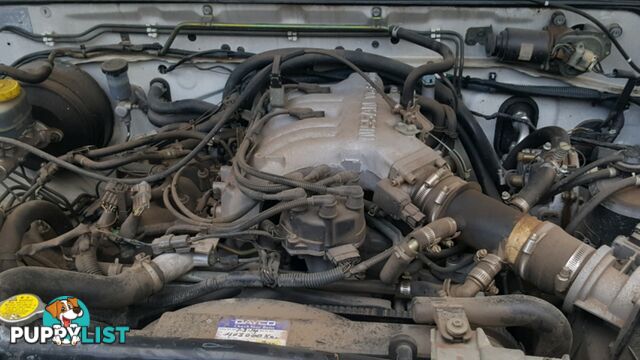 2001 Nissan Navara