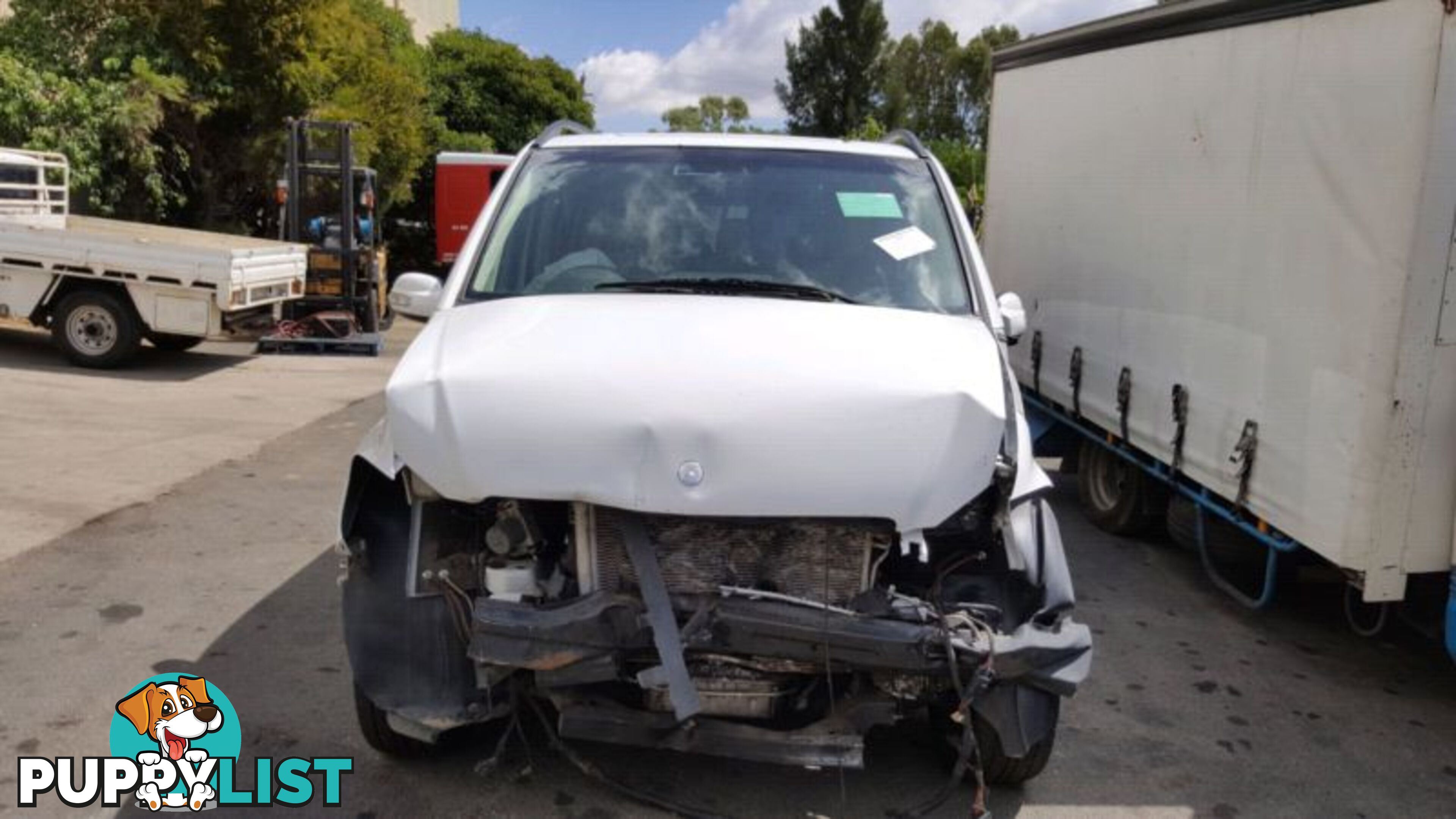 2005 Mercedes-Benz Viana Wrecking Now