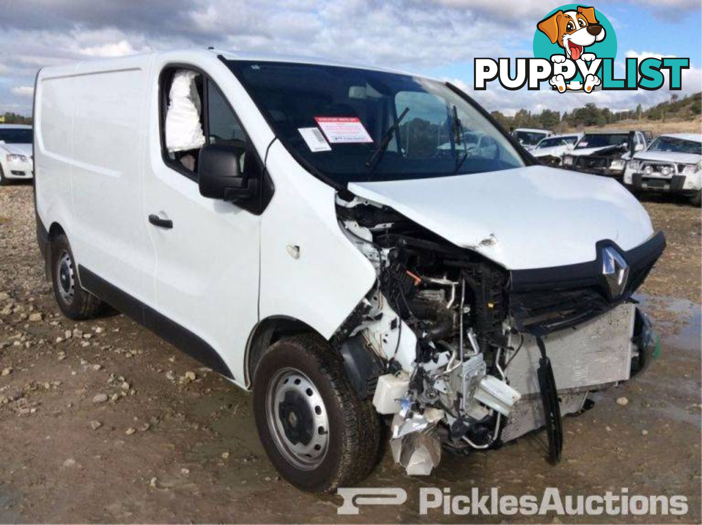 05/16, Renault, Trafic, Van Wrecking Now