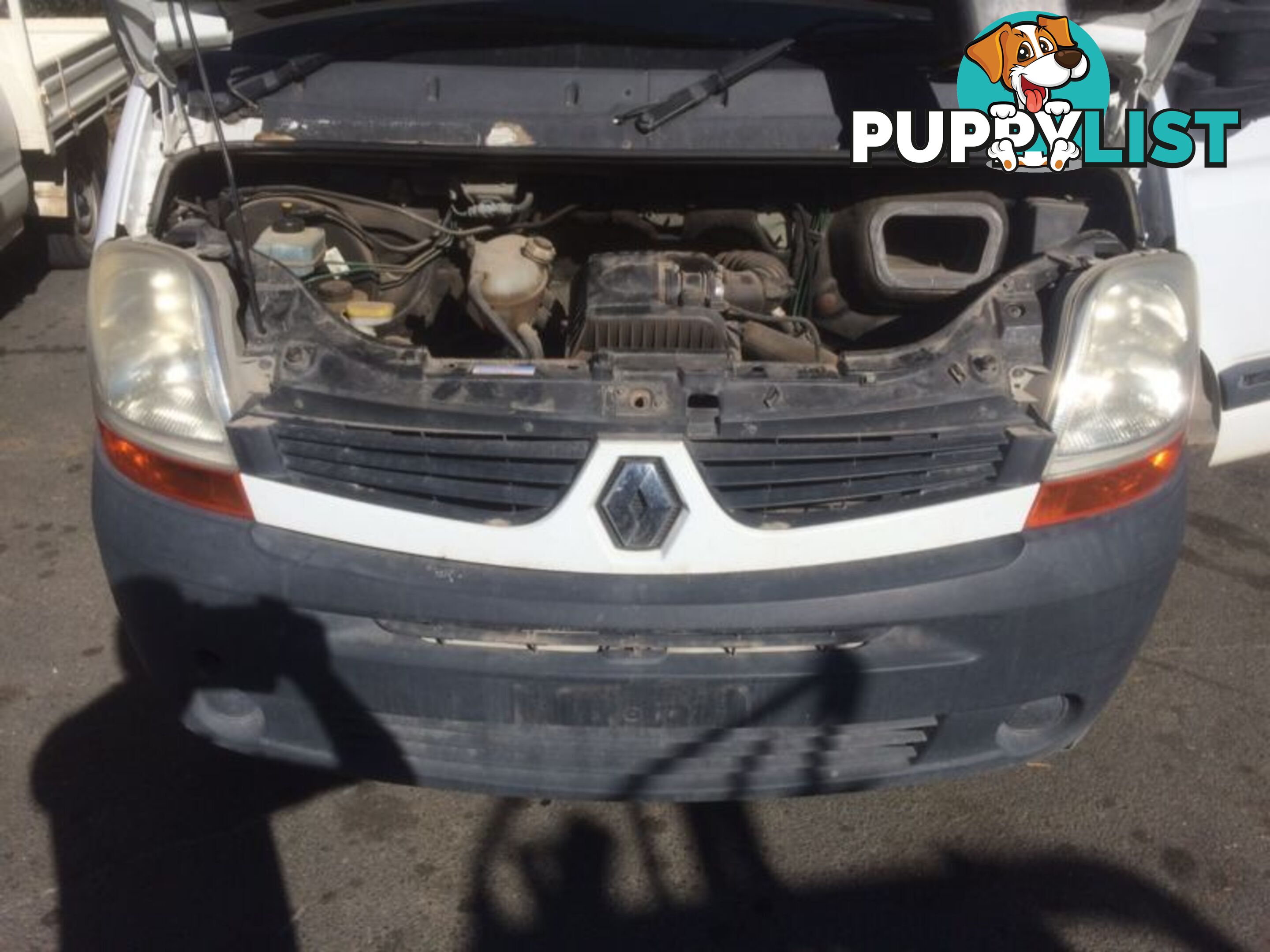 2008 Renault master wrecking now