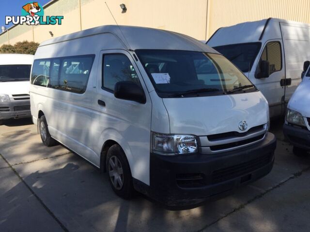 2008 Toyota Hiace Commuter 11 seater - now wrecking