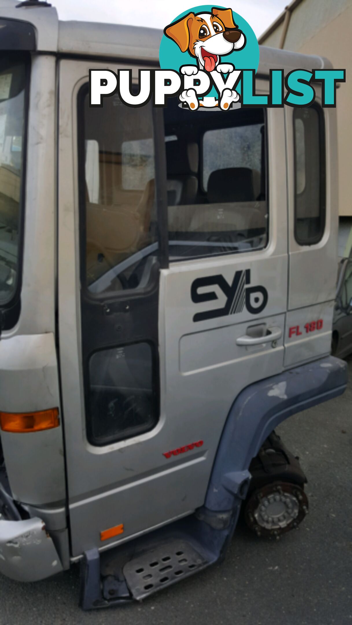 VOLVO FL 180 CABIN