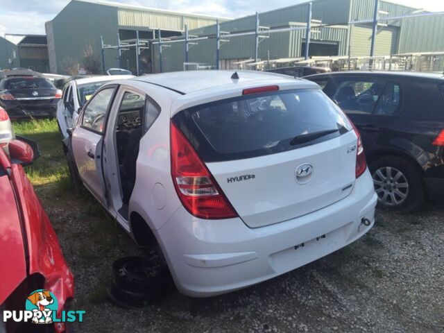 2009 HYUNDAI i30 SX 1.6 CRDi FD MY09 5D HATCHBACK