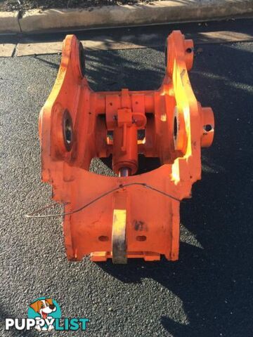 QUICK HITCH TO SUIT 2030 TONNE EXCAVATOR