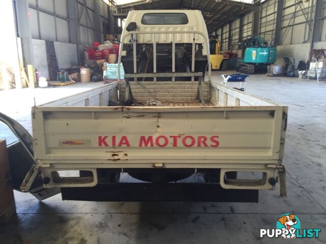 Kia k2700 now wrecking parts