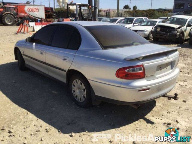 04/01, Holden, Commodore, Sedan Wrecking Now