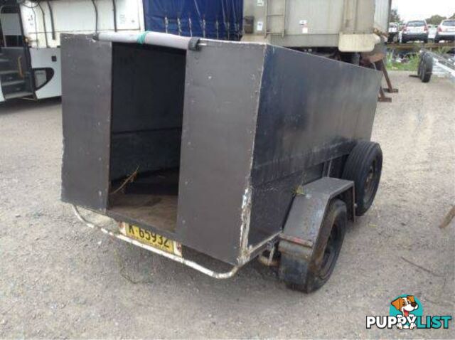 No C/P, Unbranded, Enclosed Box Trailer