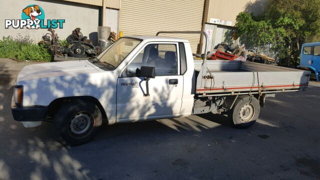 1990 MITSUBISHI TRITON STD MF C/CHAS