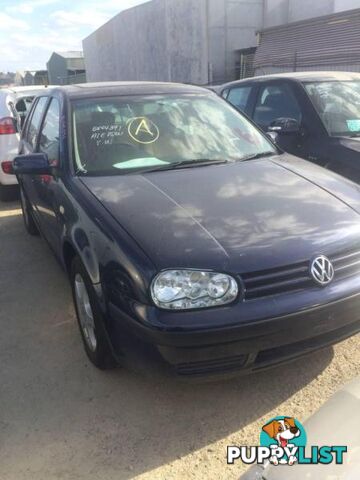 Volkswagen Golf 99 NOW WRECKING