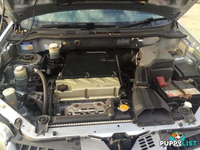 2004 MITSUBISHI OUTLANDER VR-X ZF 4D WAGON