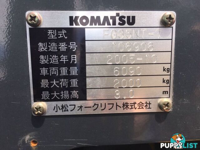 Komatsu fork lift petrol 6 cyl