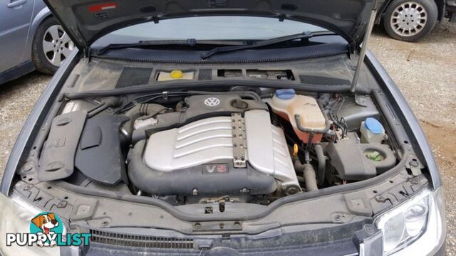 2002 , Volkswagen Passat SE V5