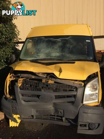 WRECKING 2007 FORD TRANSIT VAN