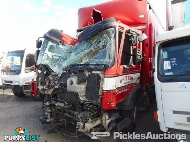 Volvo FE 6 x 2 Curtain sider 0508 Wrecking Now