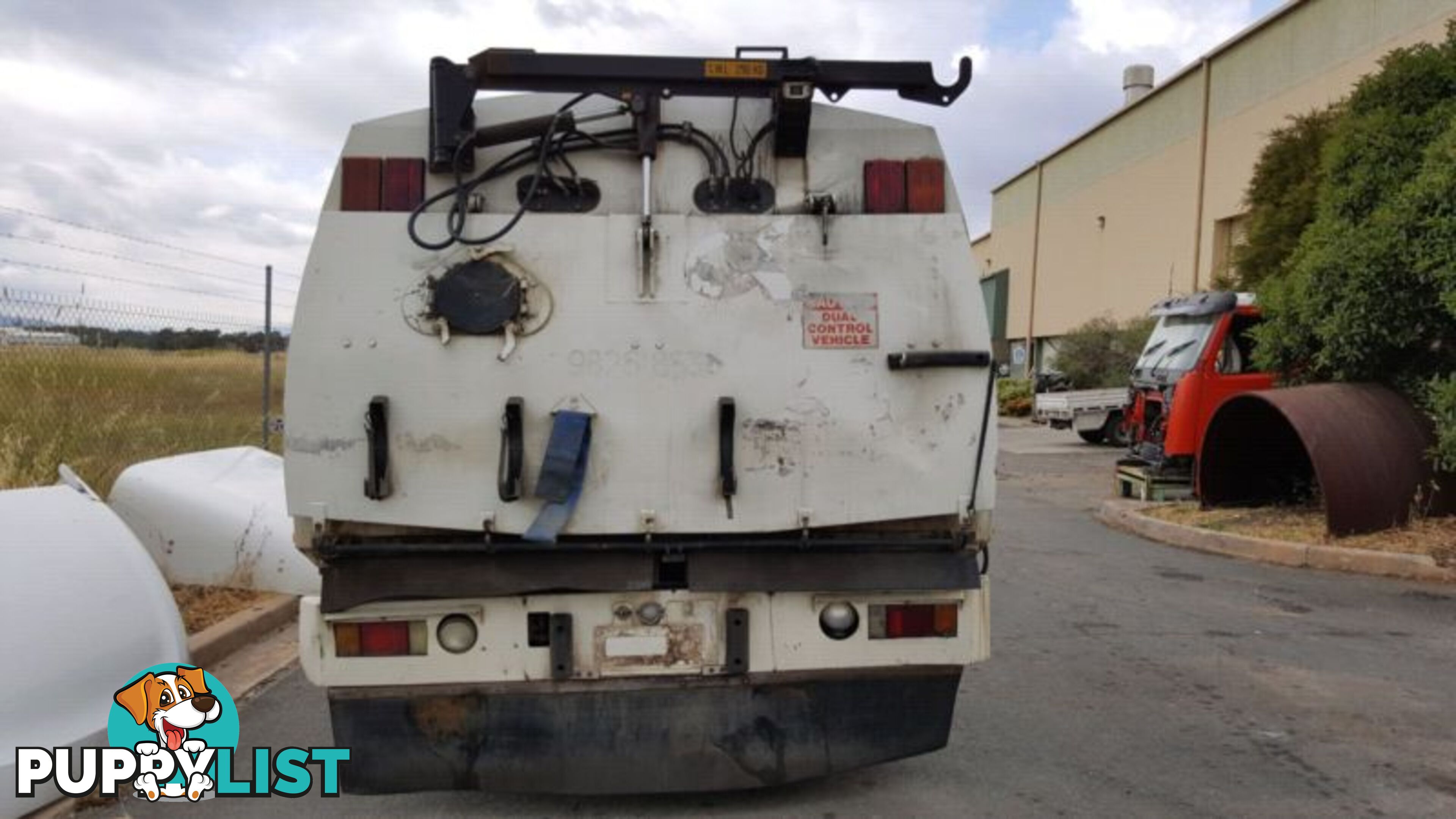 ISUZU Dual control 2004 Sweeper A6500 Wrecking Now