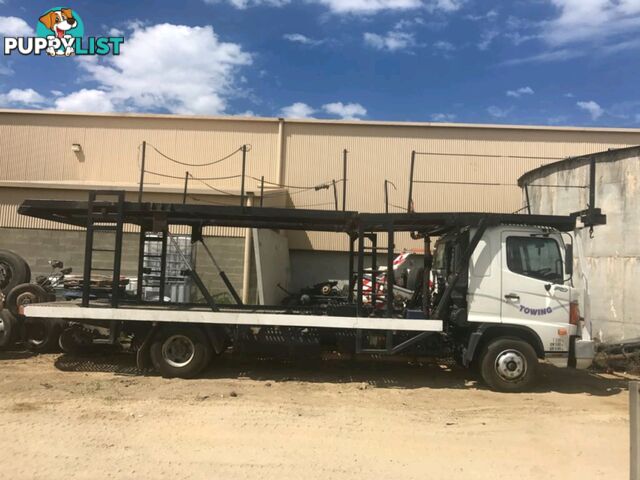 Hino FD1J SELLING COMPLETE TRUCK