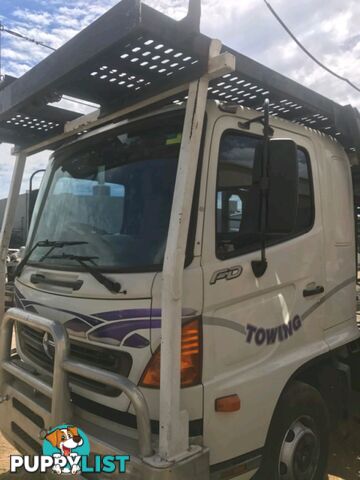 Hino FD1J SELLING COMPLETE TRUCK