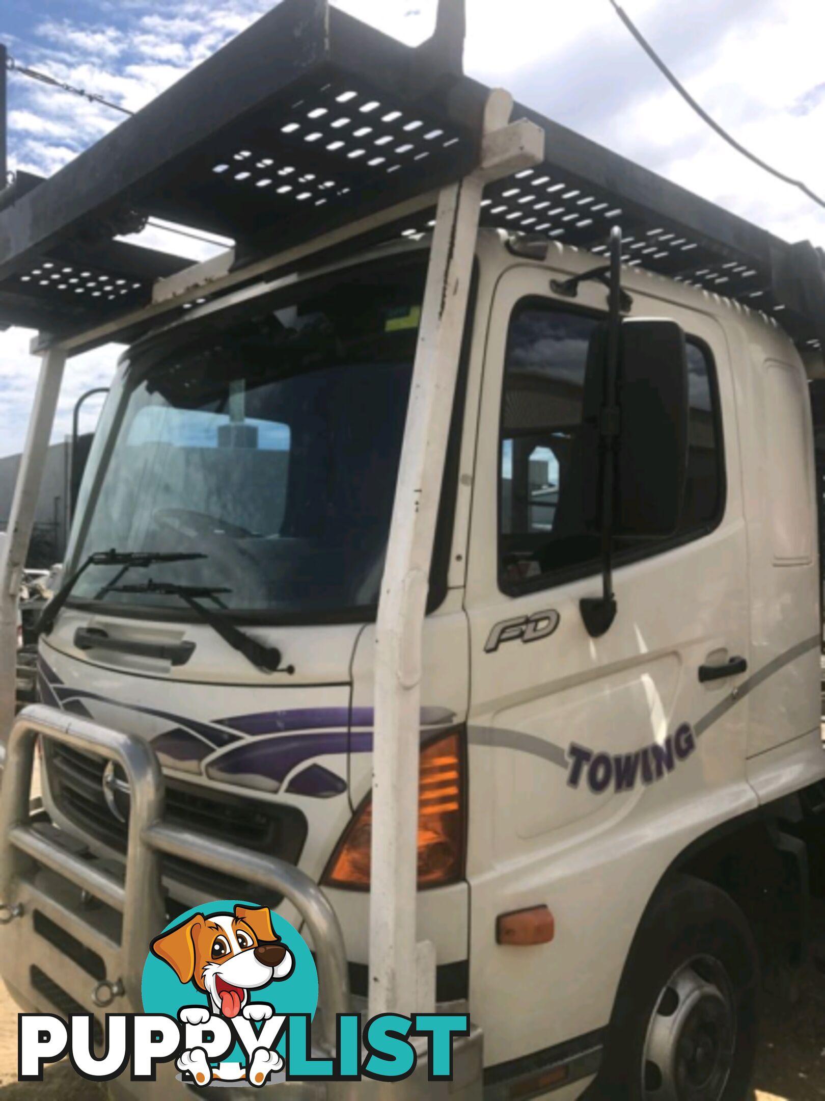 Hino FD1J SELLING COMPLETE TRUCK