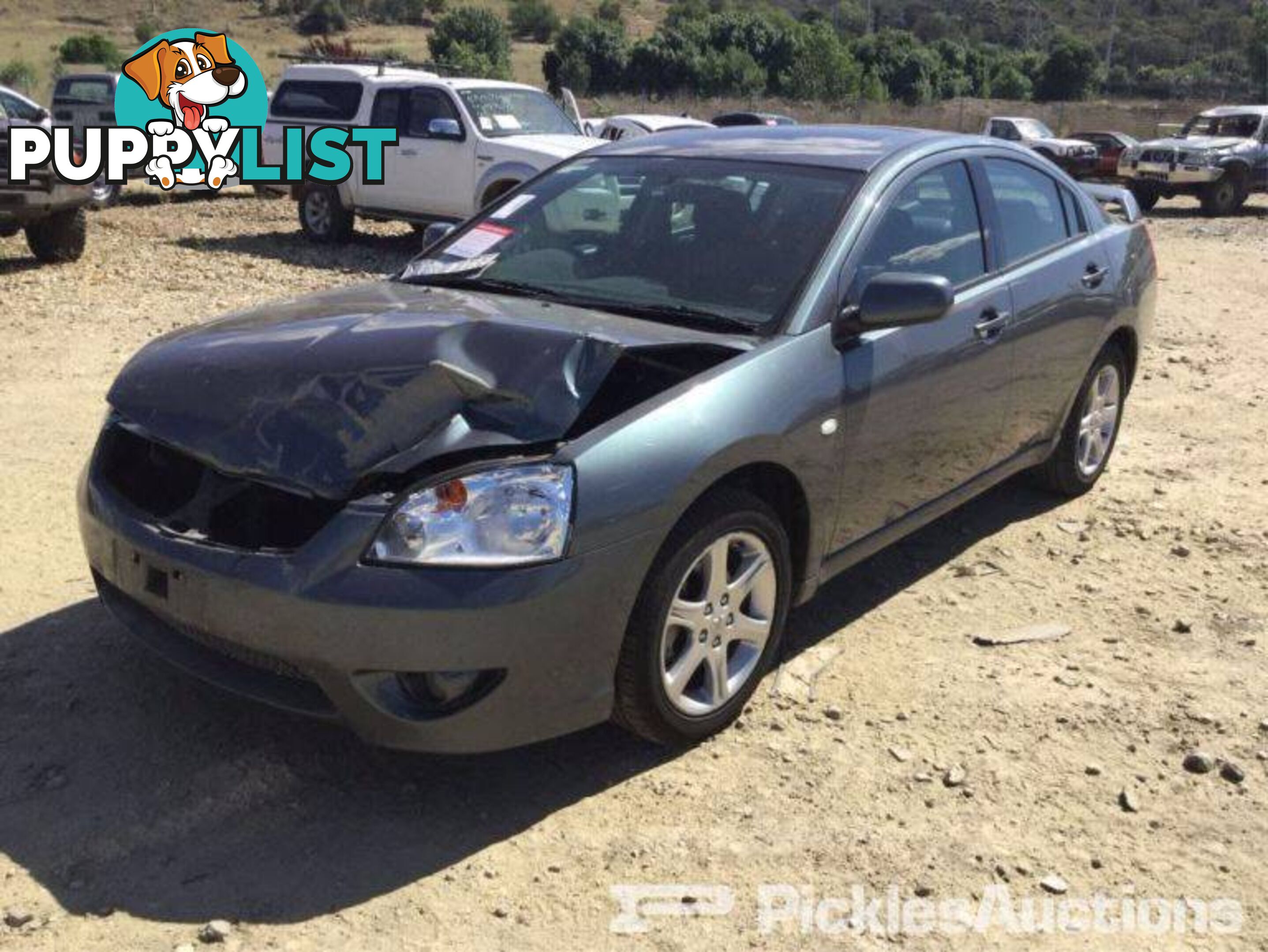 1/07, Mitsubishi, 380, Sedan Wrecking Now