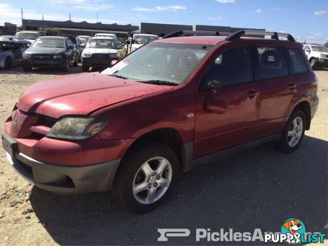 04/04, Mitsubishi, Outlander, Wagon Wrecking Now