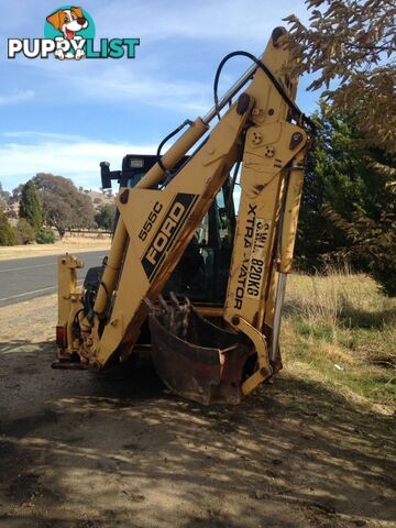 Ford 555 C back Hoe Loader Tractor number - A417110 Model- DE9P1Z