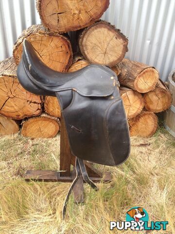 Black 17” dressage saddle