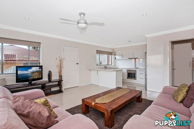 2/58 West Burleigh Road BURLEIGH HEADS QLD 4220