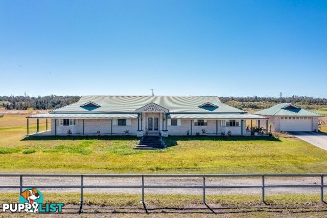 27 Rocky Point Road WOONGOOLBA QLD 4207