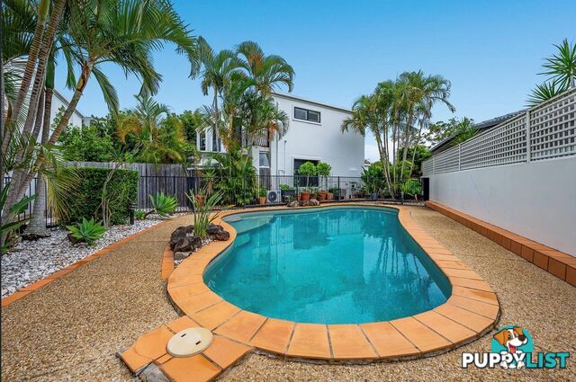 10/15 Esther Place SURFERS PARADISE QLD 4217