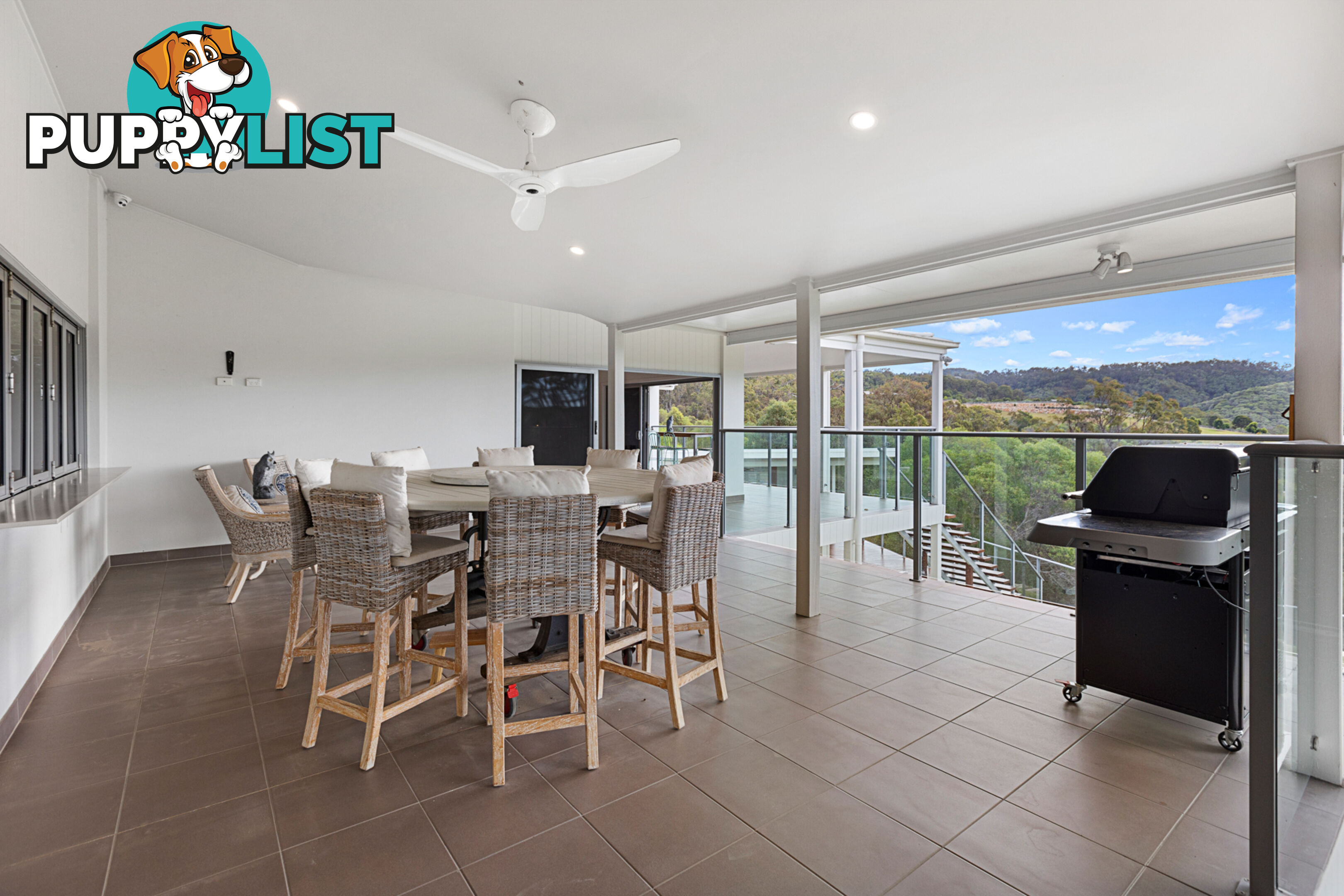 50 Willowvale Drive WILLOW VALE QLD 4209