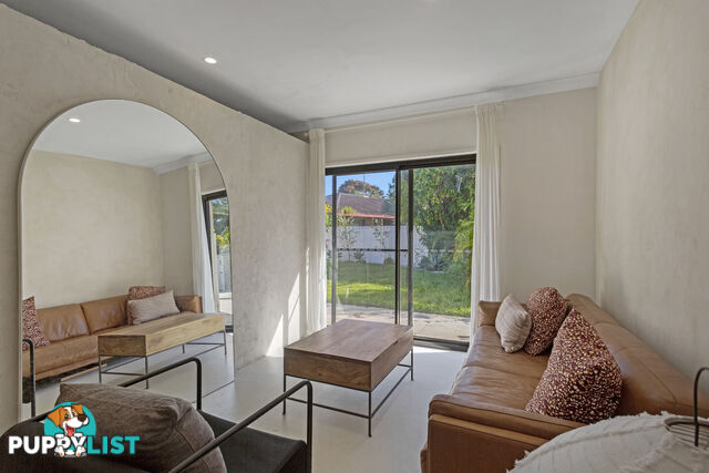 TEN SPOONBILL CRT BURLEIGH WATERS QLD 4220