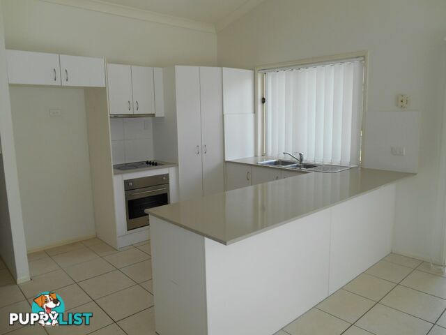 121 Bayswater Avenue VARSITY LAKES QLD 4227