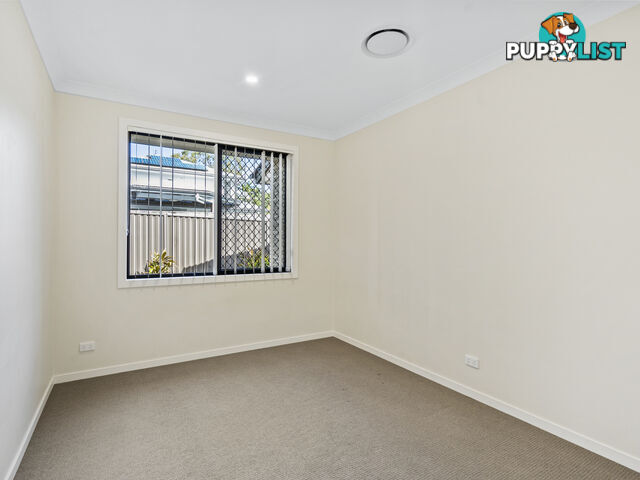 2B Penamber Court BENOWA QLD 4217