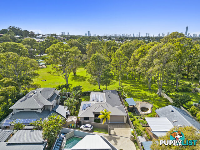 2B Penamber Court BENOWA QLD 4217